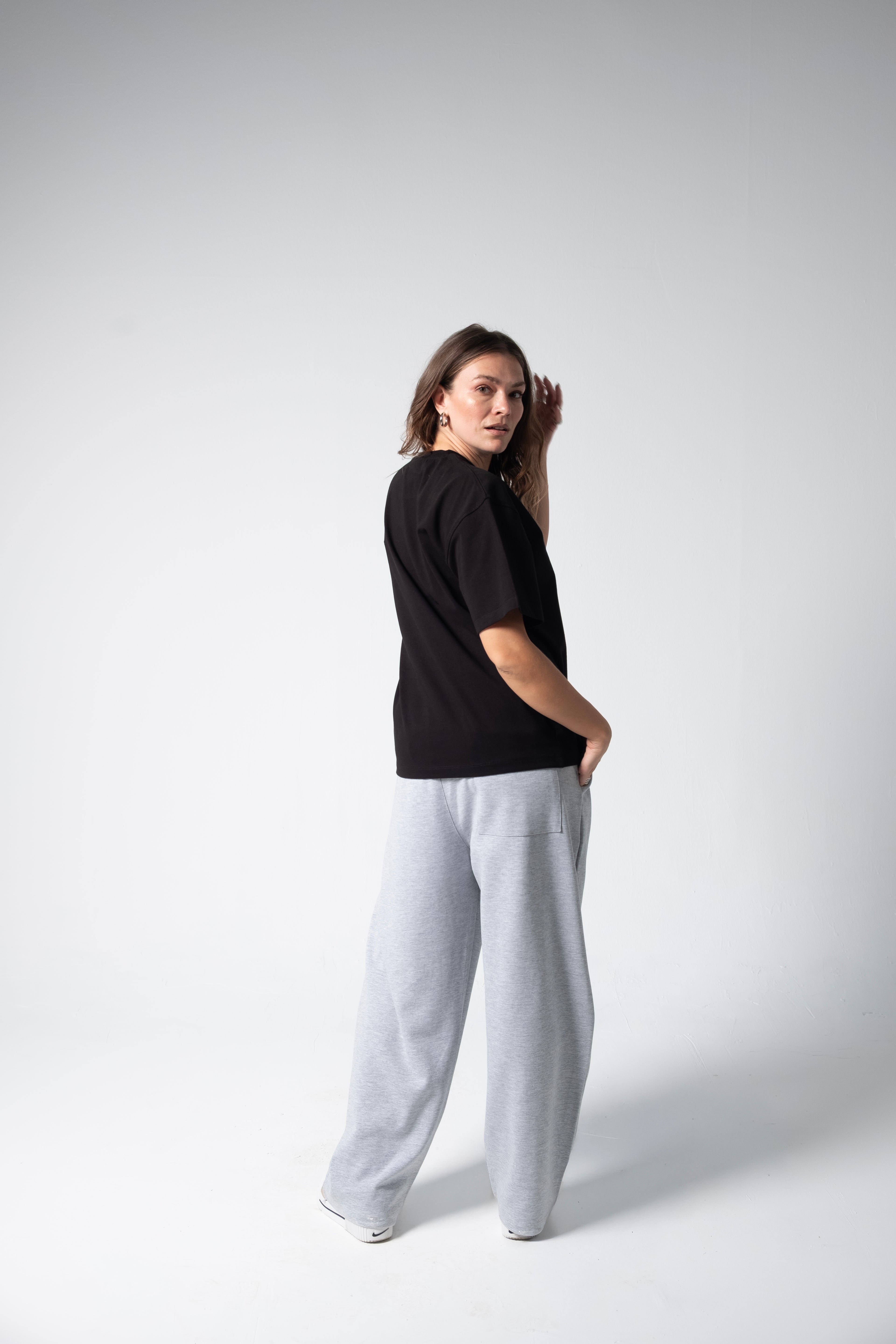 BLANK BOXY TEE — BLACK