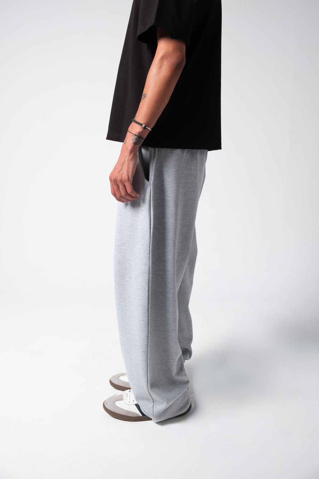 ROULETTE SWEATPANTS — GREY MARL