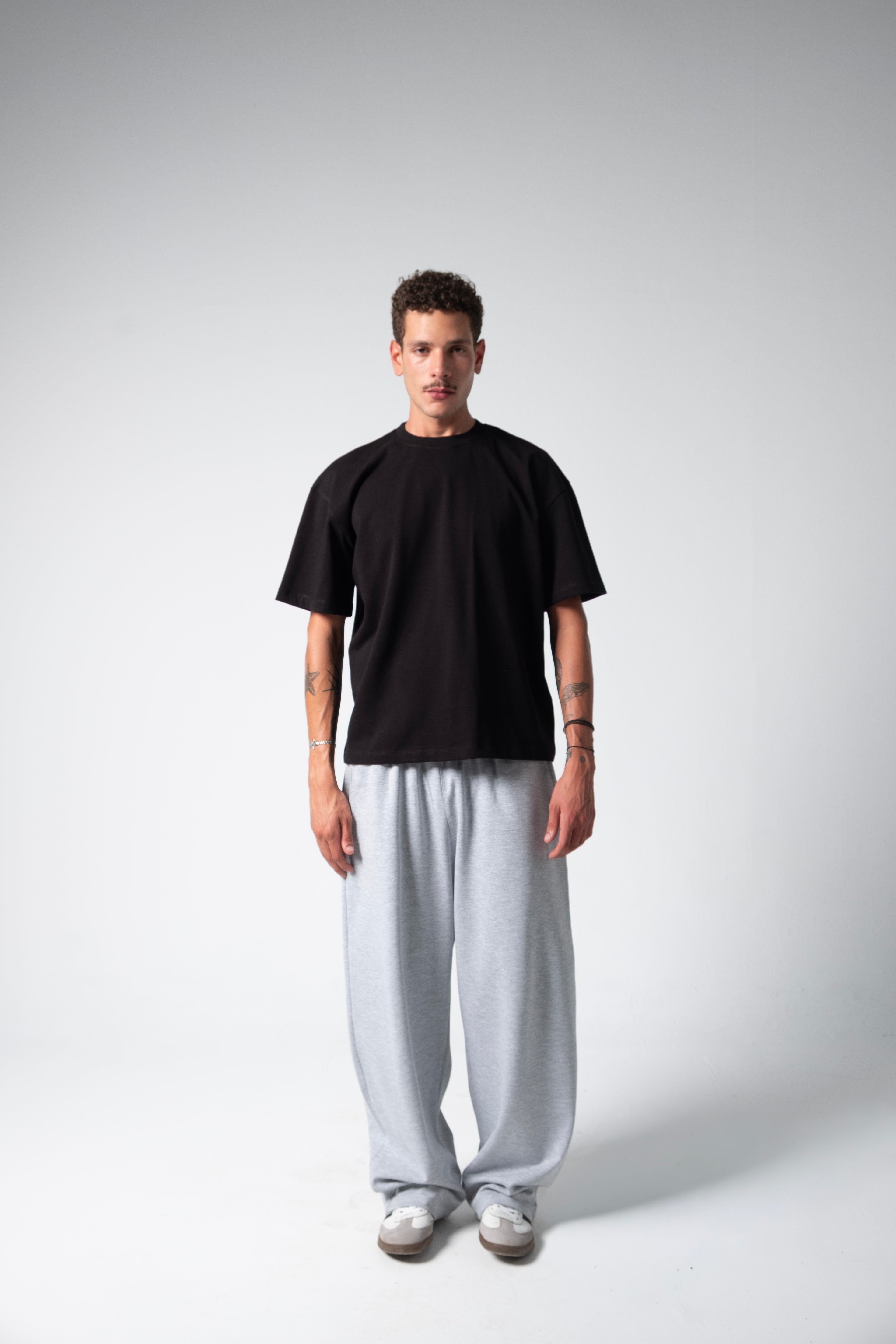 BLANK BOXY TEE — BLACK
