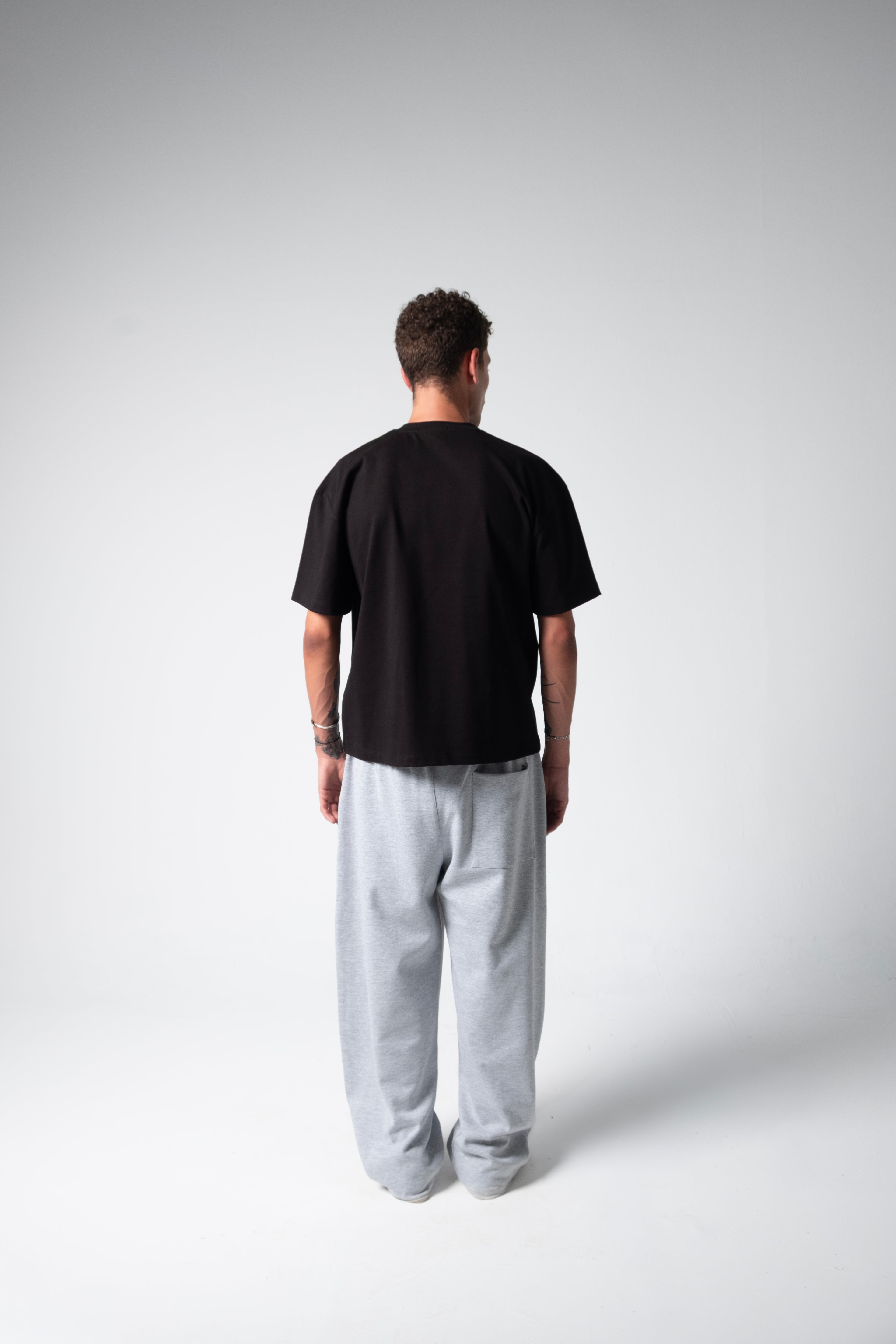 BLANK BOXY TEE — BLACK