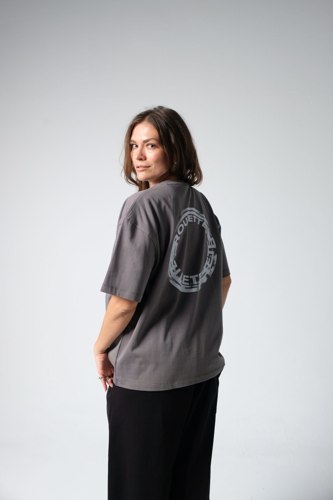 ROULETTE TEE — DARK GRAY