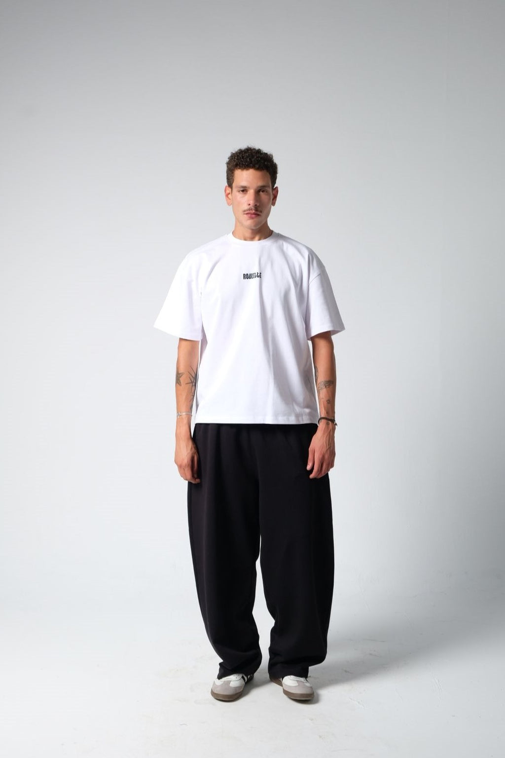 COMMIT TEE — WHITE