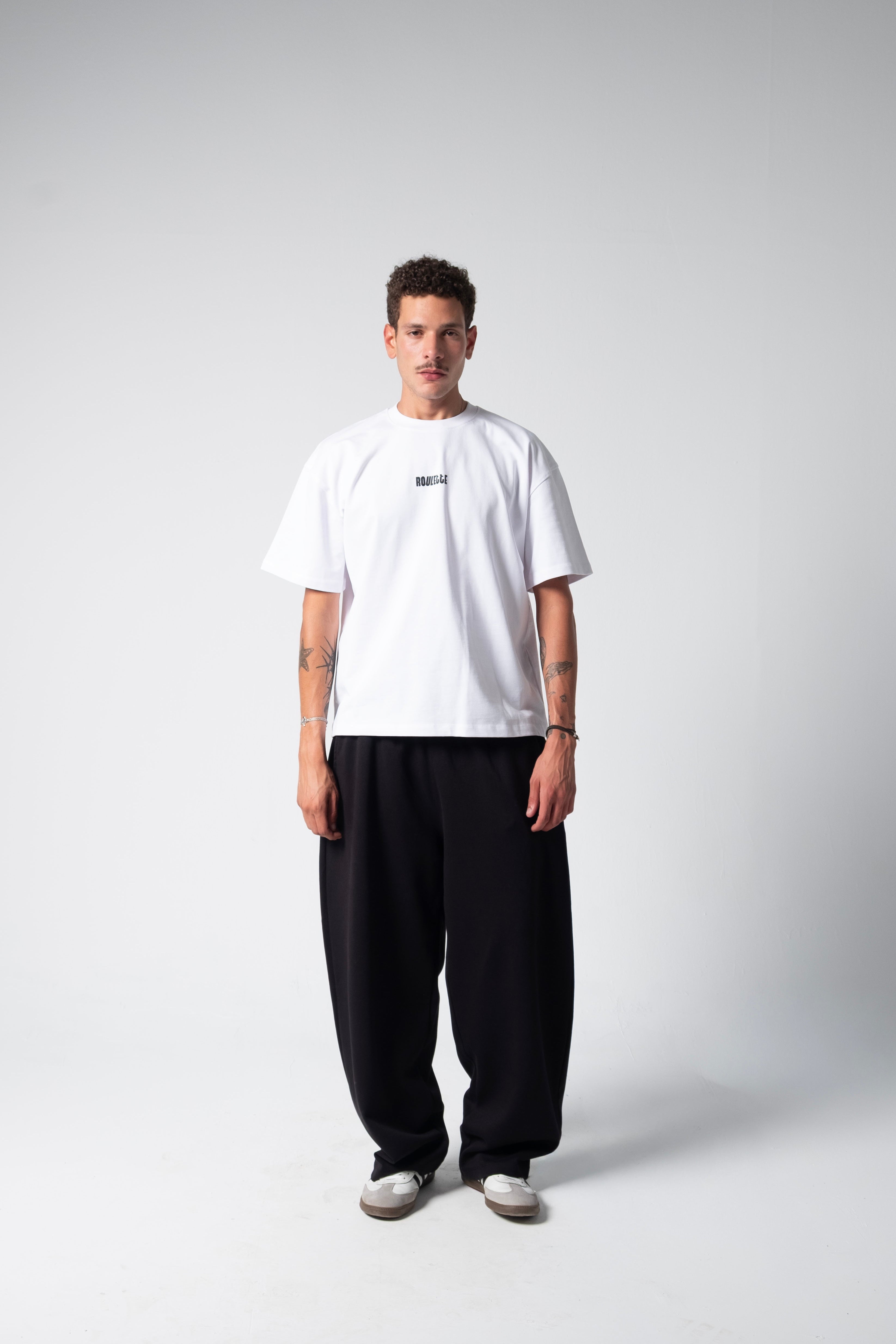 COMMIT TEE — WHITE