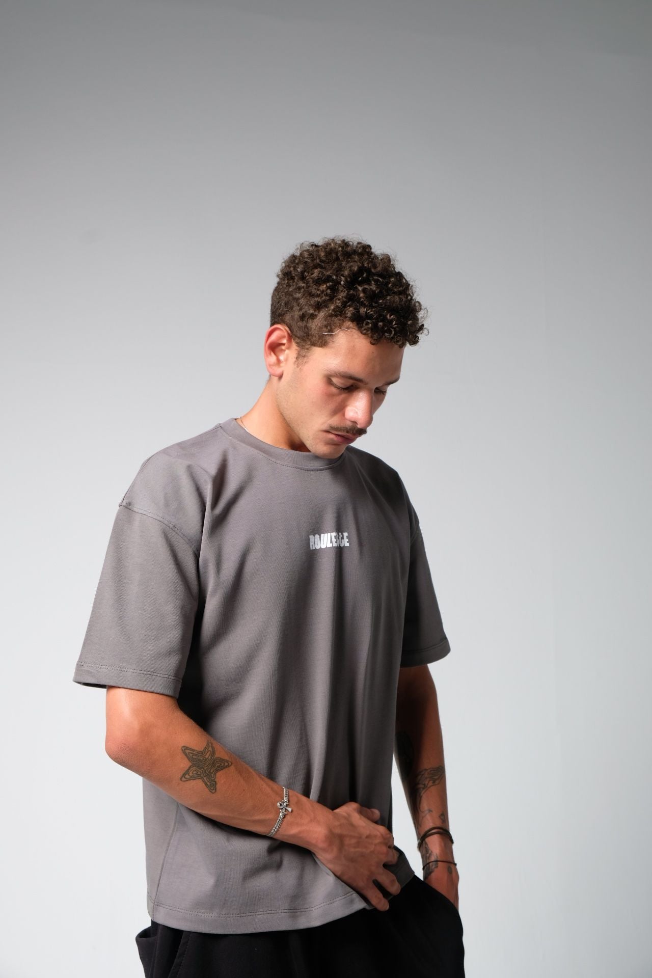 COMMIT TEE — DARK GRAY