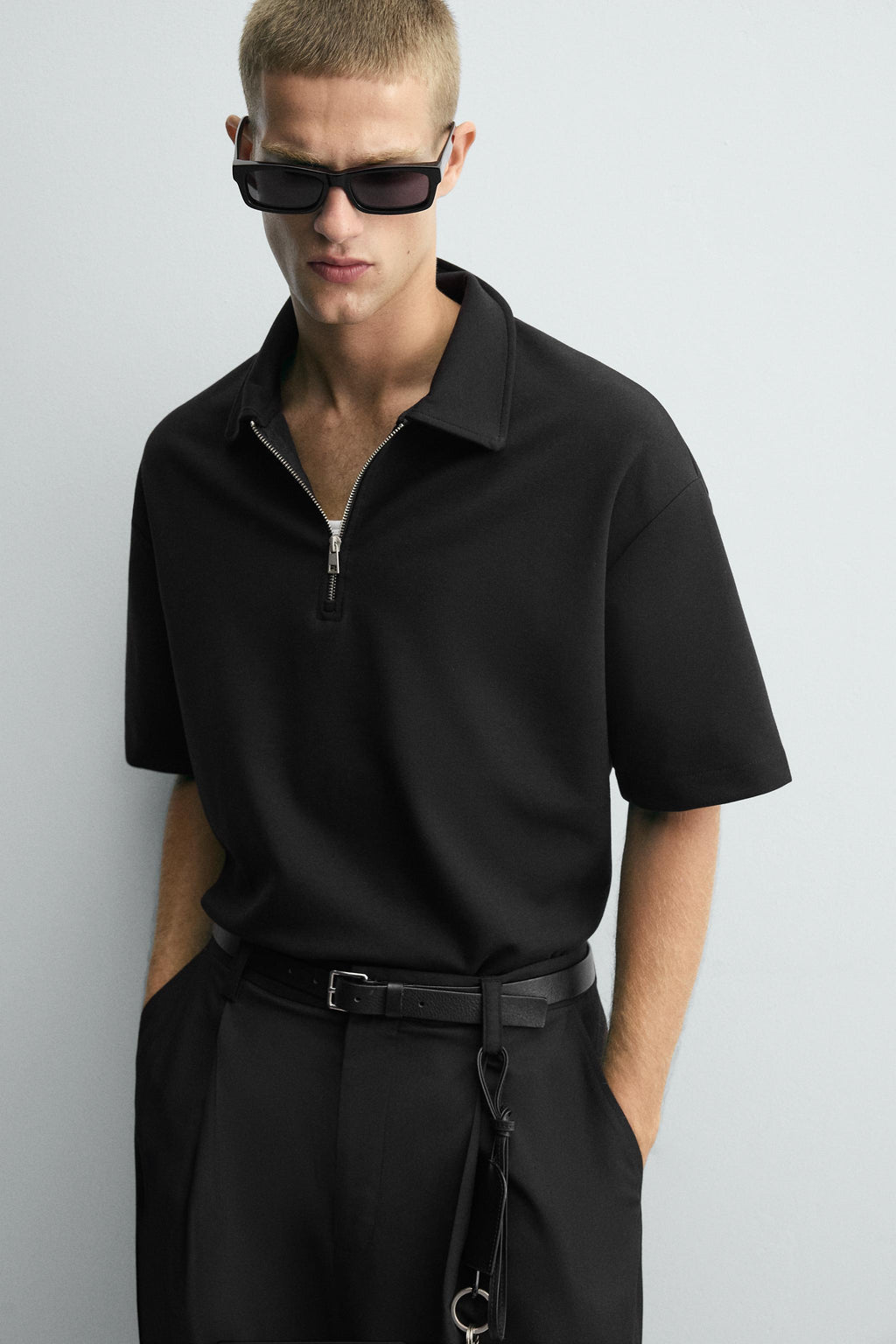 INSTINCT BOXY ZIP — BLACK